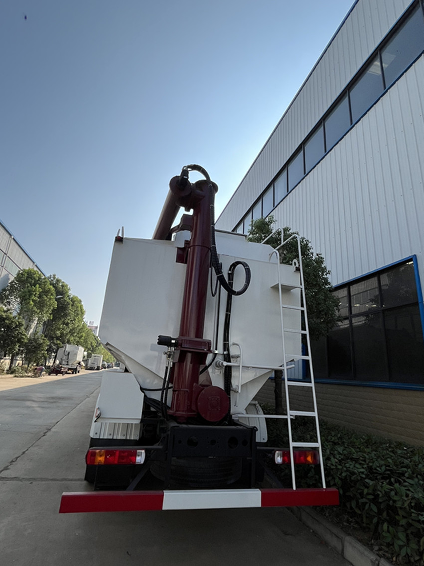 ���ǰ�ĺ���320��40�����R��ɢ�b����\(y��n)ݔ܇